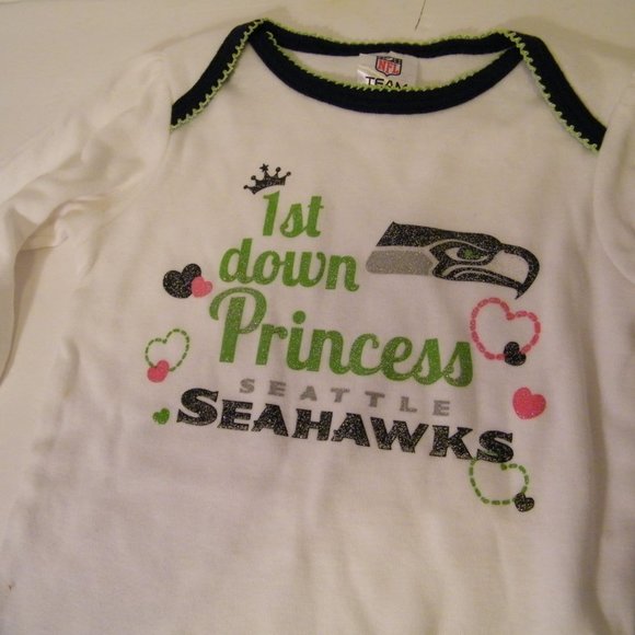NFL Team Seahawks Girls Onsie 3 to 6 Months NWT - Picture 2 of 4